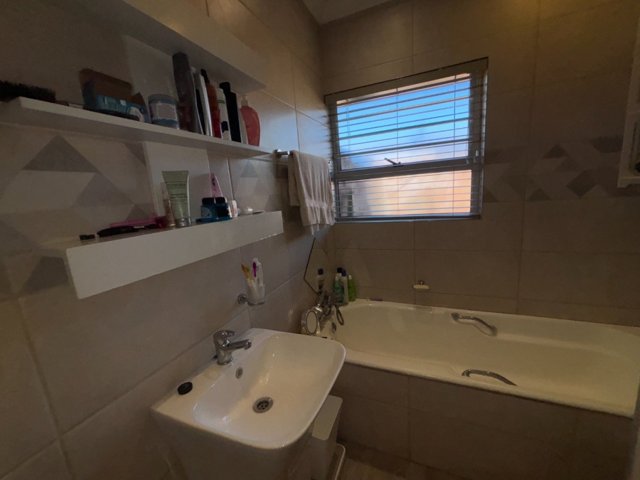 2 Bedroom Property for Sale in Pellissier Free State